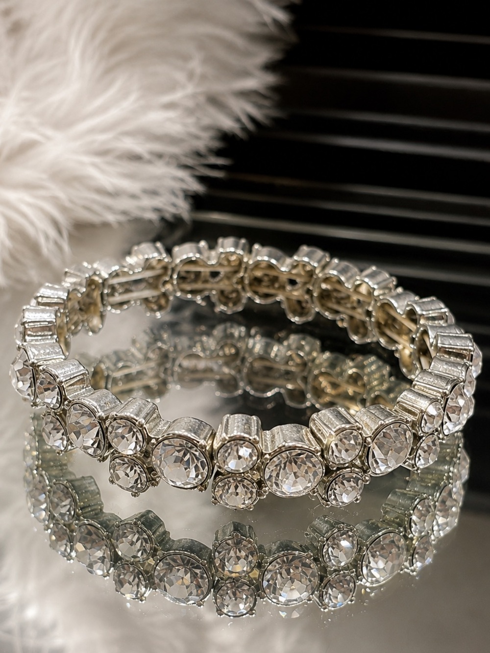 PAPARAZZI Silver Rhinestone Stretch Bracelet ✨